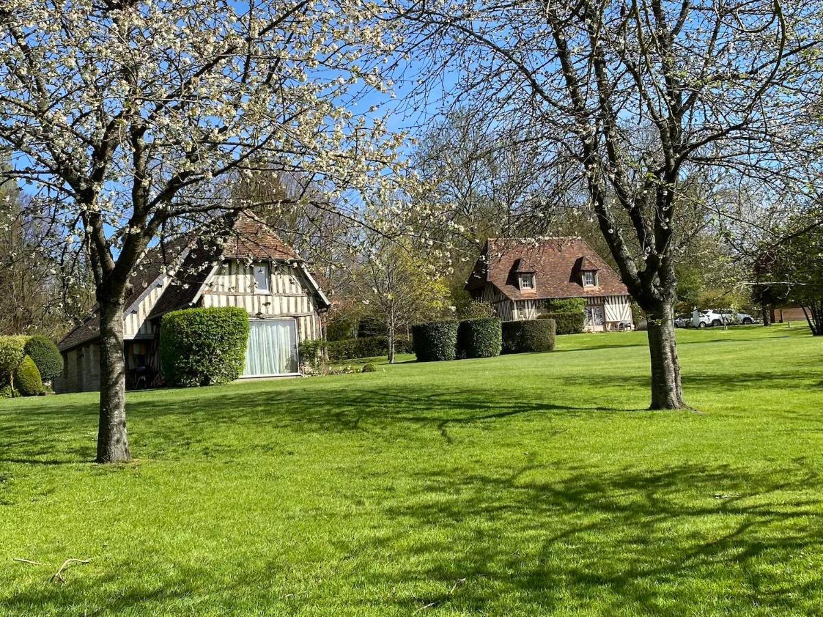 Locations - Domaine Le Coq Enchante Cambremer Bagian luar foto